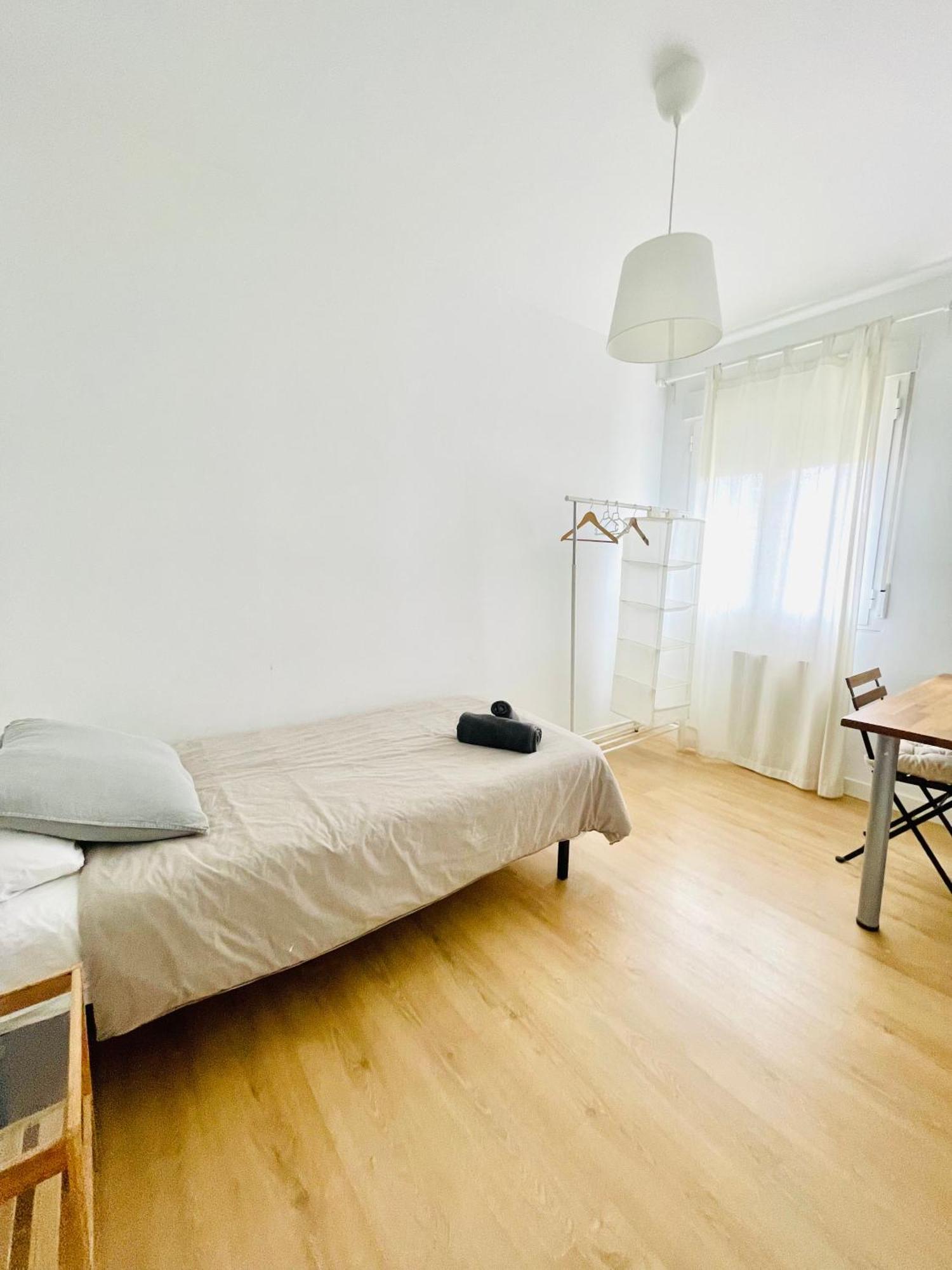 Ferienwohnung Piso Acogedor Y Tranquilo - Junto A Ifema Y Aerop. Madrid Exterior foto